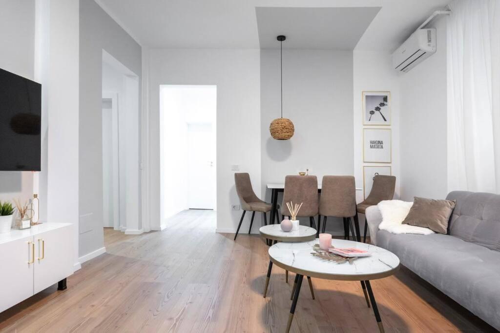Old Town Bucharest Apartment Poiana 7 Dış mekan fotoğraf