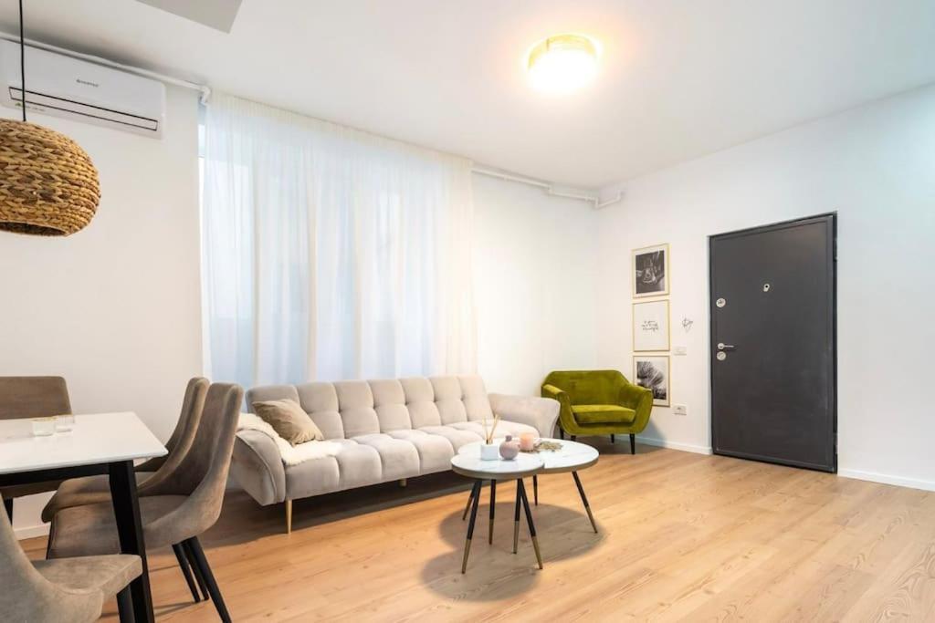 Old Town Bucharest Apartment Poiana 7 Dış mekan fotoğraf
